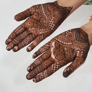 Pakistani Mehndi Designs Front Hand
