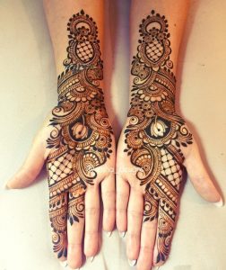 Front Hand Mehndi Design Pakistani