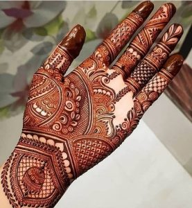 Front Hand Pakistani Mehndi Design